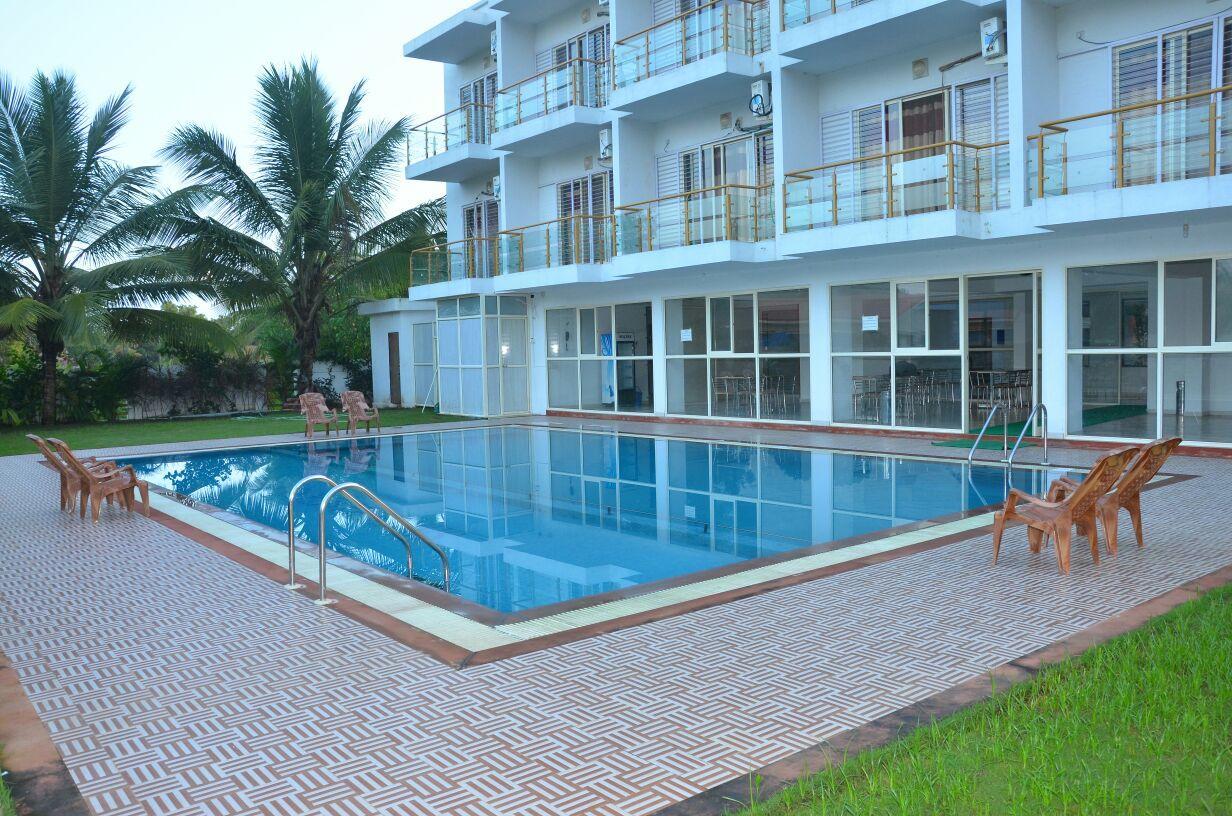 Nilaya Beach Resort Alībāg Buitenkant foto