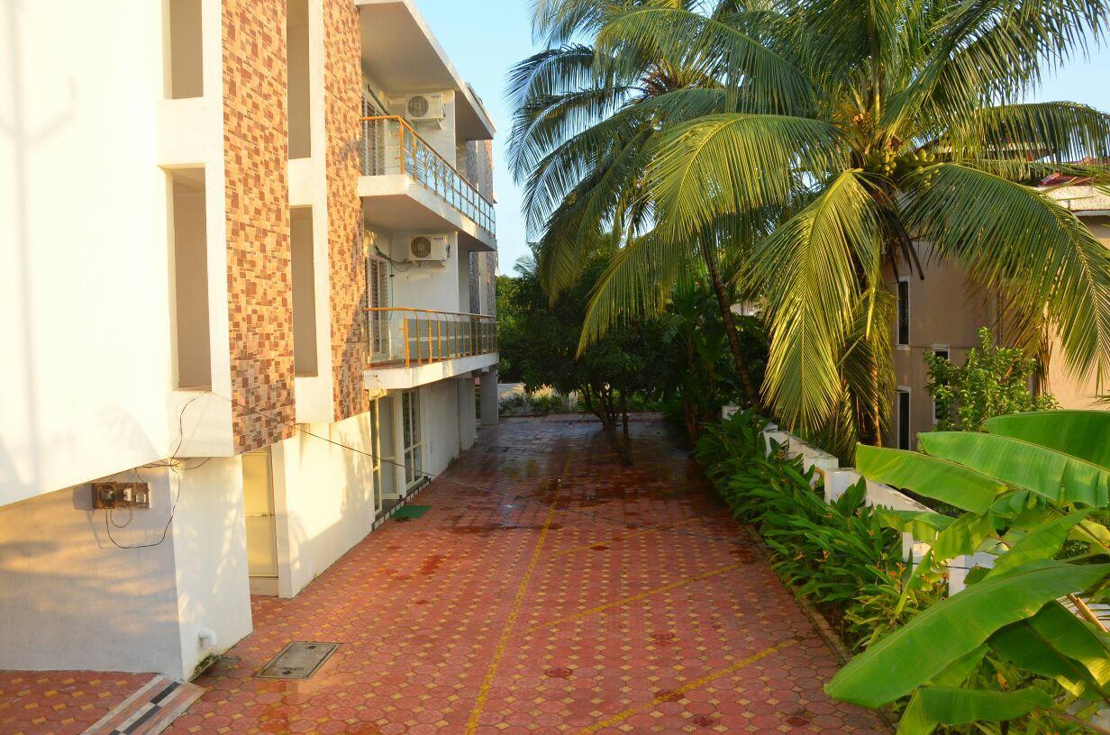 Nilaya Beach Resort Alībāg Buitenkant foto