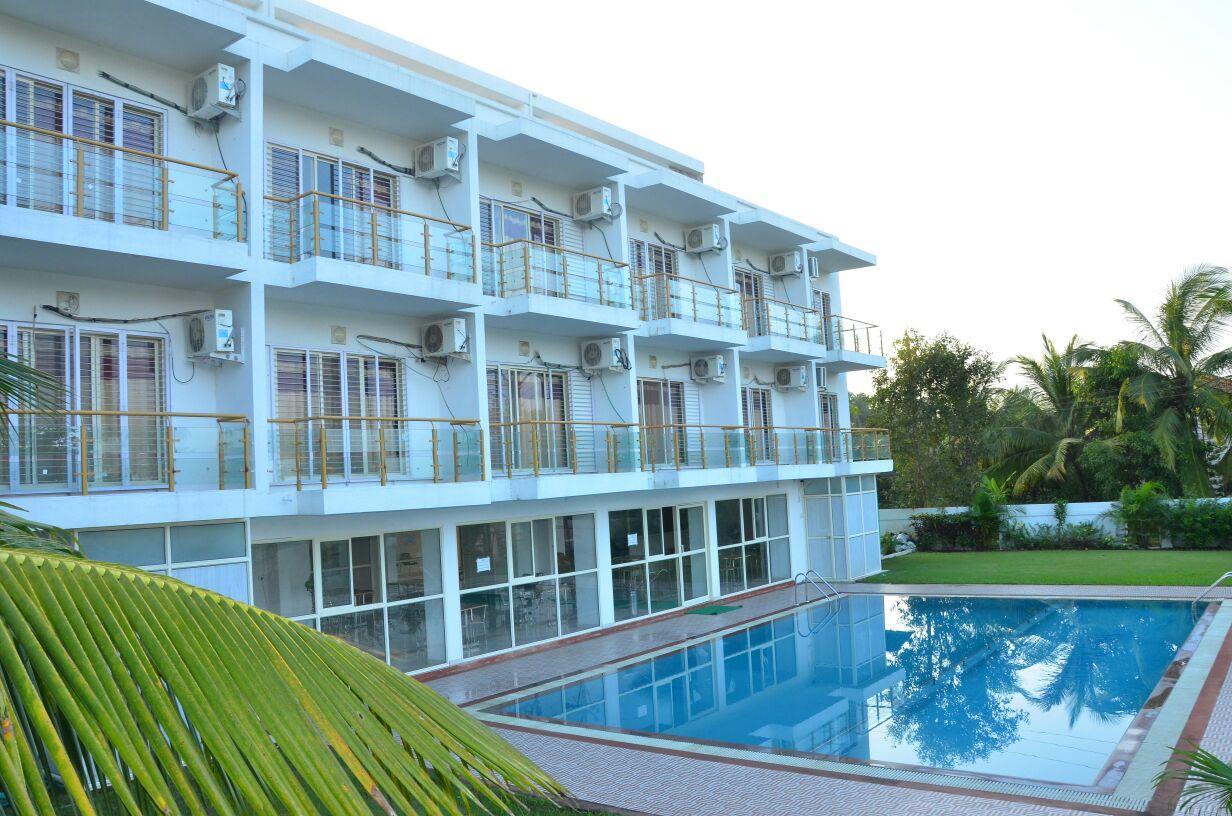 Nilaya Beach Resort Alībāg Buitenkant foto